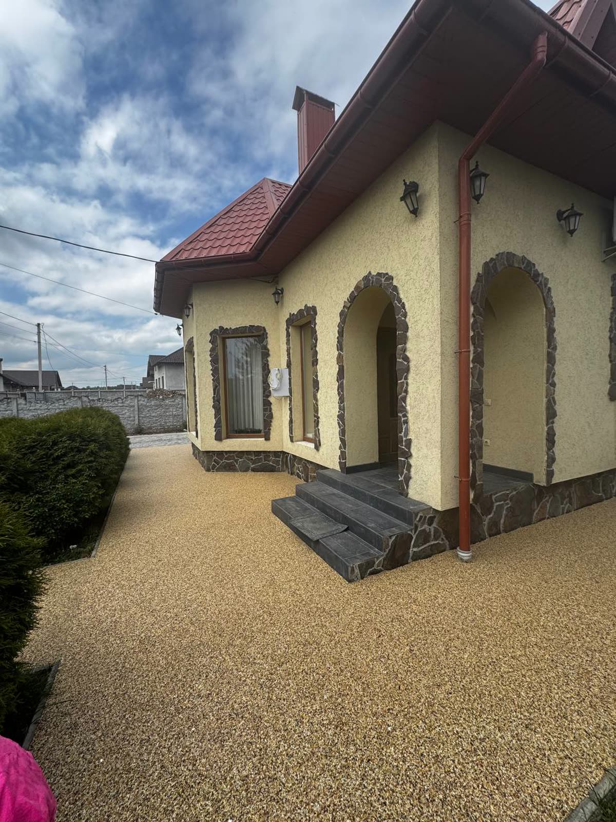 Доріжка та подвір'я до входу, фото 3